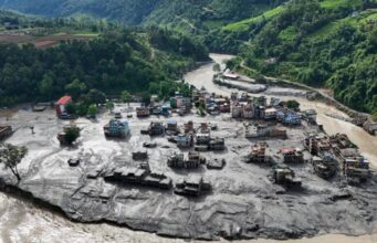У Непалі тривають пошуки 56 зниклих під час повені українців У-Непалі-тривають-пошуки-56-зниклих-під-час-повені-українців
