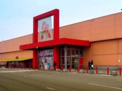 Ворожа атака пошкодила супермаркет у популярному ТРЦ Києва: що відомо Ворожа-атака-пошкодила-супермаркет-у популярному-ТРЦ-Києва:-що відомо