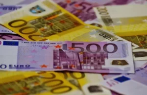 ЄС погодив виділення €6,6 млрд Україні з Європейського фонду миру ЄС погодив виділення €6,6 млрд Україні з Європейського фонду миру