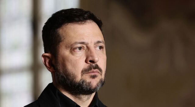 Зеленський закликає США та Європу до посилення санкцій проти Росії Зеленський закликав Трампа реалізувати закон про “пекельні санкції” проти РФ
