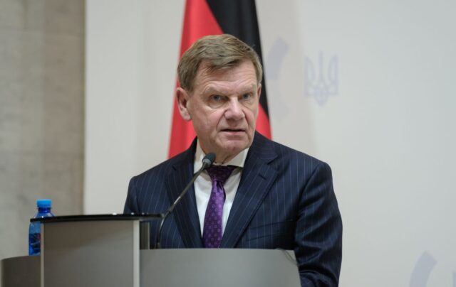 Німеччина закликає Росію припинити гібридні атаки під час зустрічі на Генасамблеї ООН Німеччина застерегла Росію від гібридних атак і подальшої ескалації