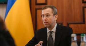 Уряд України виділив 7 мільярдів доларів на оборону через перерозподіл видатків Корецький розповів, чи вистачить грошей на зарплати військовим цього року