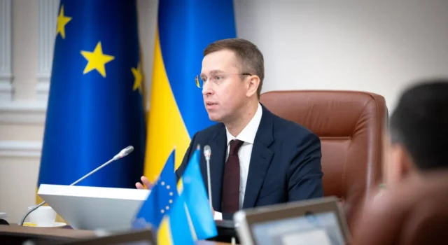 Виплати військовим здійснюватимуть стабільно та в повній мірі — Корецький Виплати військовим здійснюватимуть стабільно та в повній мірі — Корецький
