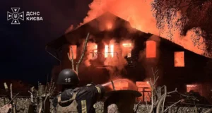 Нічна атака дронів рф у Києві: четверо поранених, зокрема підлітки У-Києві-внаслідок-нічної-атаки-рф-поранені-4-людини,-серед-постраждалих-–-підлітки