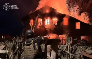 Нічна атака дронів рф у Києві: четверо поранених, зокрема підлітки У-Києві-внаслідок-нічної-атаки-рф-поранені-4-людини,-серед-постраждалих-–-підлітки
