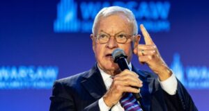 Келлог закликає Путіна завершити війну в Україні, а понад 50 країн підтримують декларацію миру Радіо-Свобода-weekly:-Келлог-дав-пораду-Путіну,-як-йому-забратися-з-України