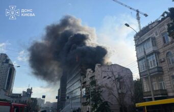 Росіяни вдарили по лікарні “Добробут” у центрі Києва: є постраждалі Росіяни-вдарили-по-лікарні-“Добробут”-у-центрі-Києва:-є-постраждалі