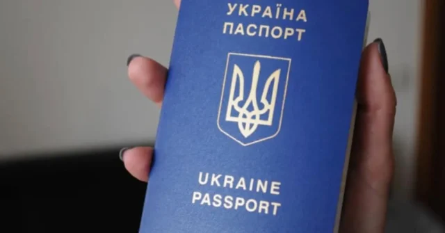 ДМС призупинила оформлення паспортів і ID-карток до 30 вересня ДМС-призупинила-оформлення-та-видачу-паспортів-і-id-карток-до-30-вересня