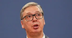 Вучич оголосив про відставку, але планує балотуватися на виборах у Сербії Вучич-пішов-у-відставку,-але-тепер-хоче-очолити-уряд-Сербії-–-проти-цього-виступають-студенти