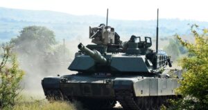 Танки Abrams один за одним їдуть до Польщі: українці це помітили, – ЗМІ Танки-abrams-один-за-одним-їдуть-до-Польщі:-українці-це-помітили,-–-ЗМІ