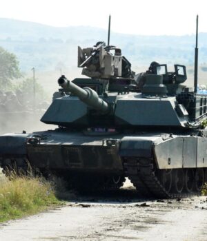 Танки-abrams-один-за-одним-їдуть-до-Польщі:-українці-це-помітили,-–-ЗМІ Танки-abrams-один-за-одним-їдуть-до-Польщі:-українці-це-помітили,-–-ЗМІ