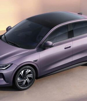 volkswagen-представив-дешевий-електроседан-із-запасом-ходу-до-555-км