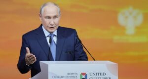 Путін про загрози в Балтії та ескалацію конфлікту з Європою Путін-звинувачує-країни-Балтії-у-«гнобленні-росіян».-Кремль-готує-нову-«СВО»?