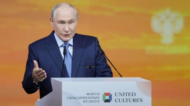 Путін про загрози в Балтії та ескалацію конфлікту з Європою Путін-звинувачує-країни-Балтії-у-«гнобленні-росіян».-Кремль-готує-нову-«СВО»?