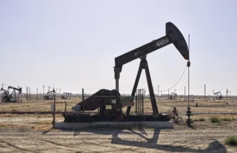 Експорт нафти з Росії досяг рекорду на фоні напруженості на Близькому Сході рф-в-експорті-нафти-пожинає-плоди-напруженості-на-Близькому-Сході,-але-є-нюанс-–-bloomberg