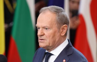 “На нас чекають складні тижні та місяці”: Туск попередив про загрозу з боку РФ “На-нас-чекають-складні-тижні-та-місяці”:-Туск-попередив-про-загрозу-з-боку-РФ