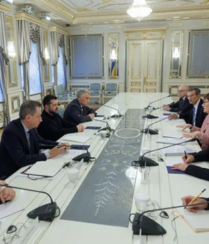 Зеленський-і-президентка-ЄБРР-обговорили-захист-енергетики,-а-також-кроки-на-підтримку-українців