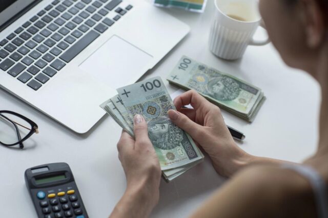 В Польщі зафіксована рекордна інфляція через паливну кризу В-Польщі-зафіксована-рекордна-інфляція-через-паливну-кризу