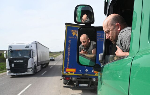 Україна та Узбекистан спростили правила вантажних перевезень Україна запровадила “транспортний безвіз” з Узбекистаном