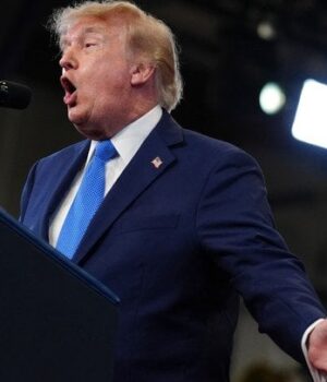 Трамп-знову-звинуватив-Україну-в-проблемах-із-дизелем:-що-сказав-про-удари-по-НПЗ-РФ