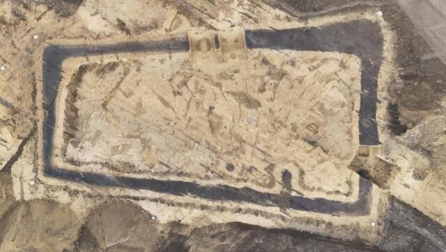 Археологи знайшли у похованні віком 6000 років несподіваний середньовічний тунель Археологи-знайшли-у-похованні-віком-6000-років-несподіваний-середньовічний-тунель