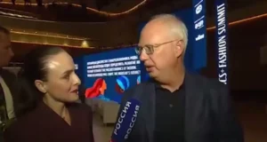 Росія пропонує США навчання в сфері державних послуг росія-збирається-навчити-США-роботі-держпослуг,-щоб-ті-створили-свій-аналог