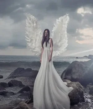 depositphotos_142831173_stock_photo_portrait_of_the_shining_angel_1.webp Католицькі іменини 1 жовтня 2026: хто святкує День ангела та значення імен