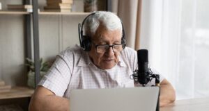 Голос може розповісти про старіння людини: достатньо кількох хвилин розмови, щоб виявити ризик демнції Голос-може-розповісти-про-старіння-людини:-достатньо-кількох-хвилин-розмови,-щоб-виявити-ризик-демнції