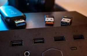 Ми роками неправильно користувалися USB-портами: що насправді означають їхні кольори Ми-роками-неправильно-користувалися-usb-портами:-що-насправді-означають-їхні-кольори