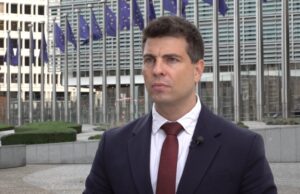 Україна планує підписати угоди про скоординований контроль з Польщею та Словаччиною до кінця року «Якби-залежало-від-України,-ми-зробили-б-це-завтра»-Деркач-про-спільні-пункти-пропуску-з.