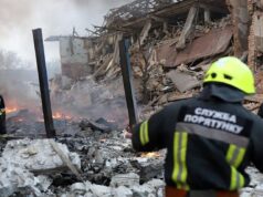 Обстріл Південного мосту у Києві: пошкодження та зупинка транспорту Вечірній удар по Південному мосту: пошкоджено опору, рух метро зупинили