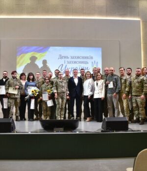 У-Луцьку-захисникам-вручили-державні-нагороди-та-відзнаки-міського-голови