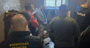 На Волині викрили канал постачання наркотиків у Луцький СІЗО На Волині викрили канал постачання наркотиків у Луцький СІЗО