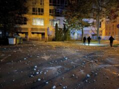 Повторна атака Росії на Дніпро: уламки впали на парковку міської ради Росіяни втретє вдарили поруч із міськрадою Дніпра, у середмісті горів бізнес-центр