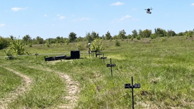 В Україні представлено новий засіб протидії волоконно-оптичним дронам «Розумний-колючий-дріт»:-Україна-розгортає-засіб-для-обривання-оптоволокна-БпЛА