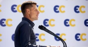 Гончаренко заявив про ризики програшу у війні та закликав до переговорів Депутат-Ради-Гончаренко-написав,-що-«ми-програємо-війну»,-тому-«потрібно-домовлятися».-У-його-фракції-відреагували