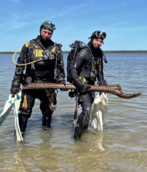 В-німецькому-озері-знайшли-дерев’яну-конструкцію,-вік-якої-є-науково-неможливим