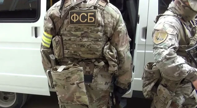 ФСБ РФ скорочує витрати на військову форму через бюджетні труднощі У-фсб-рф-вирішили-економити-на-формі-для-військових-через-нестачу-бюджетних-коштів