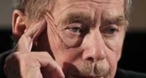 Вацлав Гавел: 90 років з дня народження видатного чеського політика та правозахисника Вацлав-Гавел-попереджав-Європу-про-наміри-Росії.-Штрихи-ювілейного-портрета
