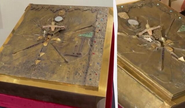 З французького музею викрали обкладинку найважчої книги у світі, авторства Сальвадора Далі З-французького-музею-викрали-обкладинку-найважчої-книги-у-світі,-авторства-Сальвадора-Далі