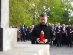 Зеленський вшанував жертв Бабиного Яру разом із делегаціями Ізраїлю та Німеччини Зеленський вшанував жертв Бабиного Яру разом із делегаціями Ізраїлю та Німеччини