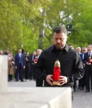 Зеленський вшанував жертв Бабиного Яру разом із делегаціями Ізраїлю та Німеччини