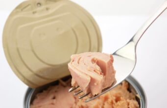 Один продукт із холодильника зробить консервований тунець набагато смачнішим Один-продукт-із-холодильника-зробить-консервований-тунець-набагато-смачнішим