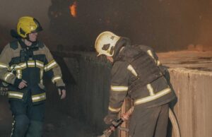 Окупанти атакували Київ: у будинках спалахнули пожежі, є постраждалі Окупанти-атакували-Київ:-у-будинках-спалахнули-пожежі,-є-постраждалі