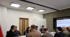 Бізнес і освіта мають працювати разом: на Волині обговорили кадровий дефіцит і шляхи його подолання Бізнес-і-освіта-мають-працювати-разом:-на-Волині-обговорили-кадровий-дефіцит-і-шляхи-його-подолання