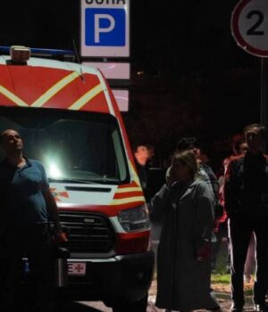 РФ вдарила по багатоповерхівці в Києві: частину будинку зруйновано, серед постраждалих діти