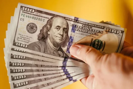 Долар не відступає від 45 гривень: курс валют на 8 жовтня 2026 року Долар не відступає від 45 гривень: курс валют на 8 жовтня 2026 року