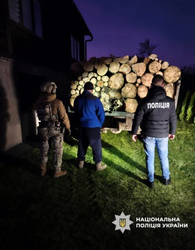 ВВідео: на Закарпатті судитимуть членів ОЗГ за вирубку заповідного лісу ВВідео: на Закарпатті судитимуть членів ОЗГ за вирубку заповідного лісу