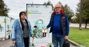 Церемонія нагородження сімей загиблих військовослужбовців у Нововолинську Героям-із-Нововолинської-громади-присвоєно-державні-нагороди