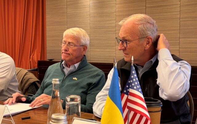 Конгресмен Кевін Крамер підтримав удари України по російських НПЗ Удари по НПЗ Росії та ціни на пальне: у Конгресі США зробили заяву щодо закидів...